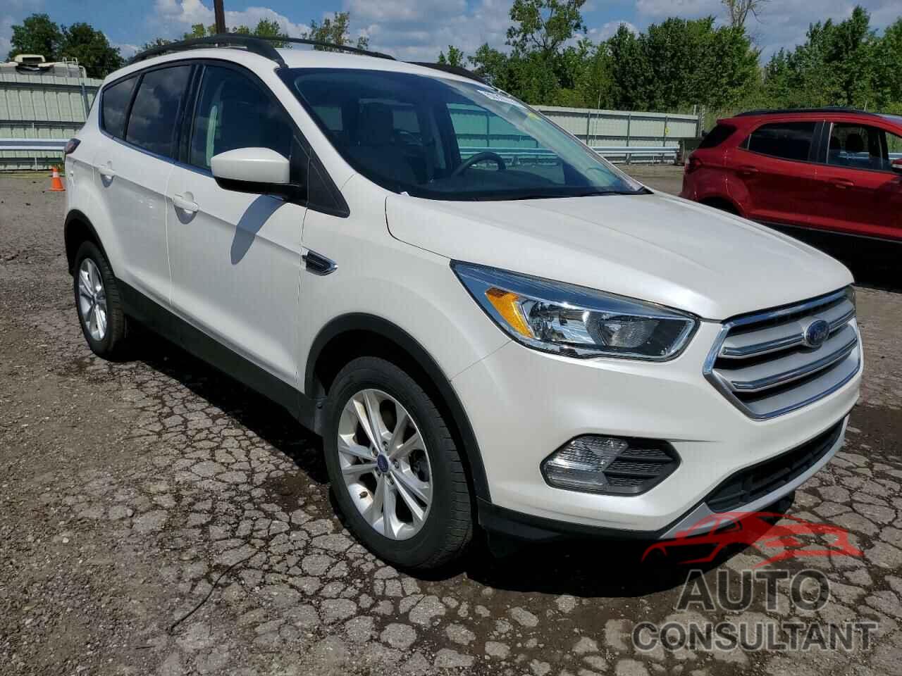 FORD ESCAPE 2018 - 1FMCU9GD5JUB23863