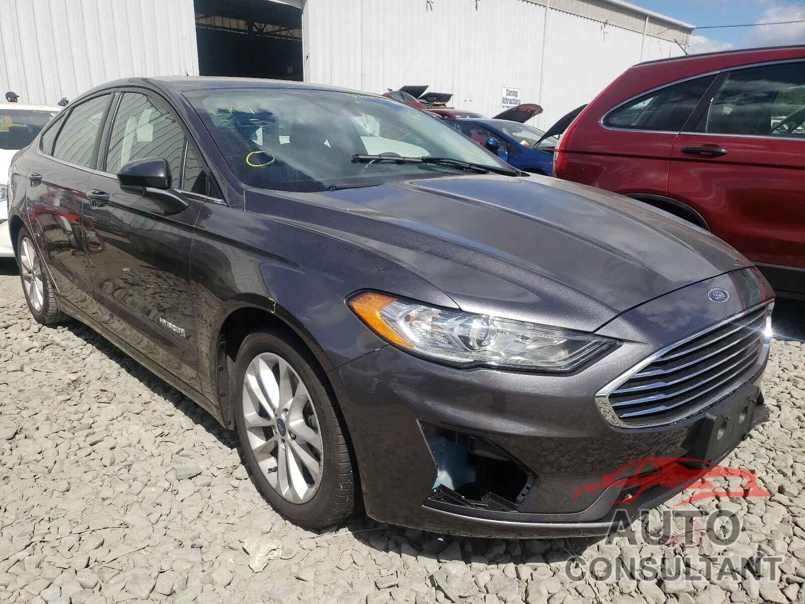 FORD FUSION 2019 - 3FA6P0LU9KR110980