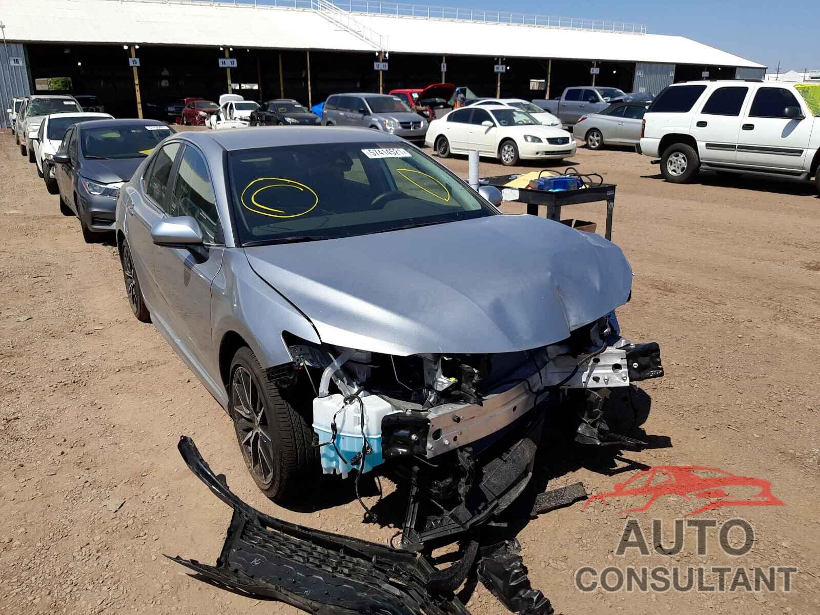 TOYOTA CAMRY 2021 - 4T1G11AK7MU473857