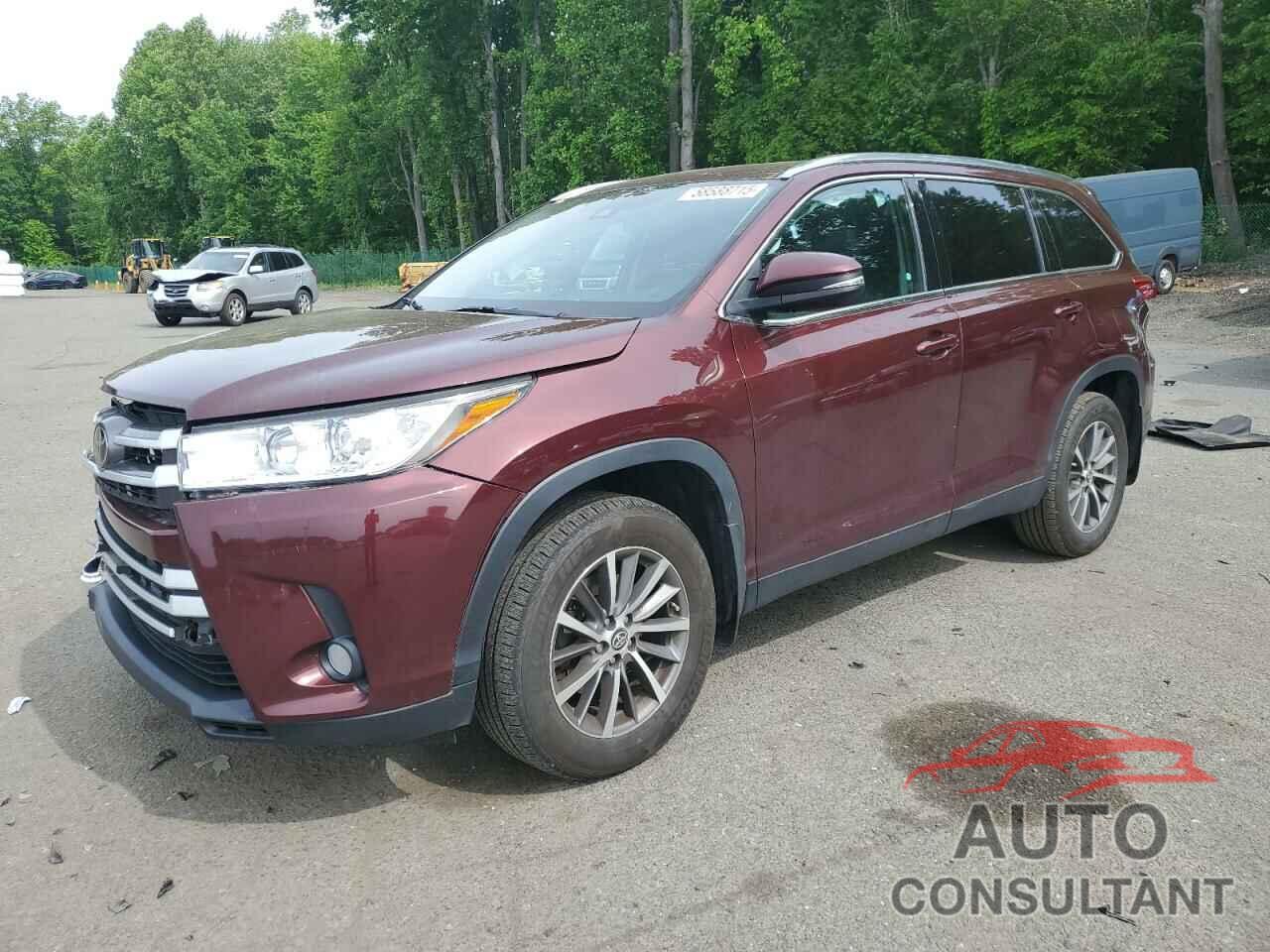 TOYOTA HIGHLANDER 2019 - 5TDJZRFH0KS936857