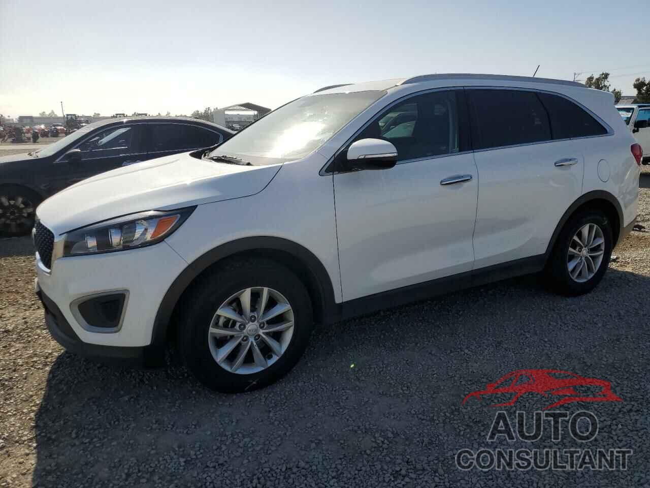 KIA SORENTO 2018 - 5XYPG4A55JG388107
