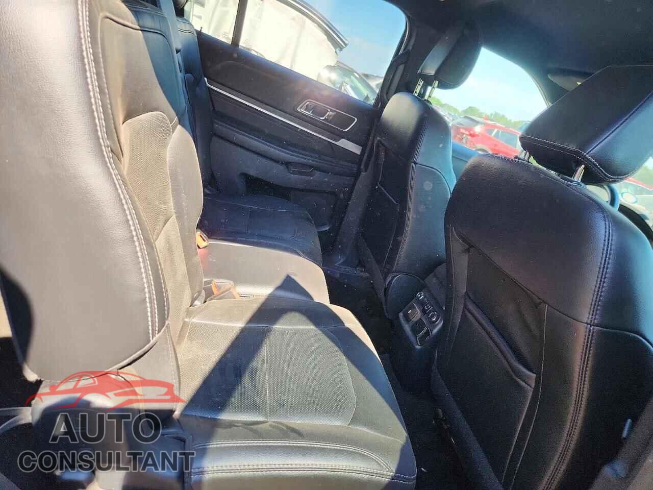 FORD EXPLORER 2018 - 1FM5K8F84JGB10792