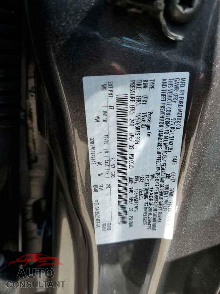 FORD FOCUS 2017 - 1FADP3E20HL299479