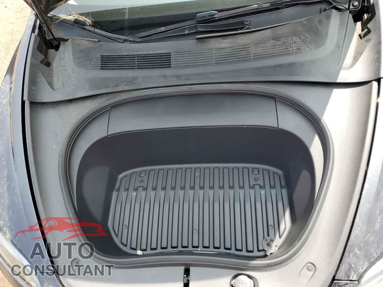 TESLA MODEL 3 2024 - 5YJ3E1ET5RF793785