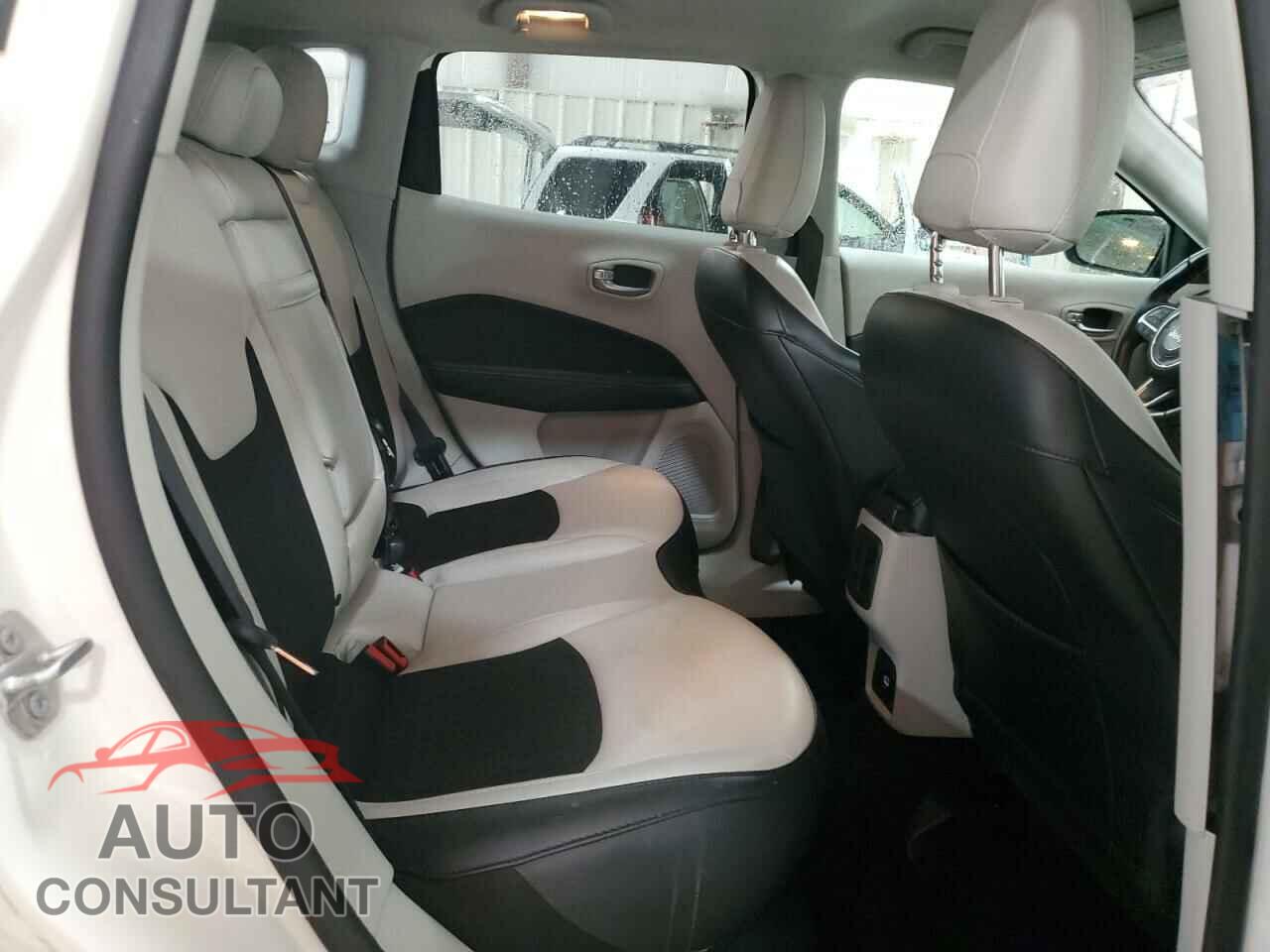 JEEP COMPASS 2020 - 3C4NJDBB5LT149200