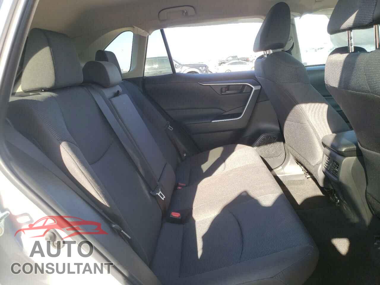TOYOTA RAV4 2022 - 2T3MWRFV7NW143473