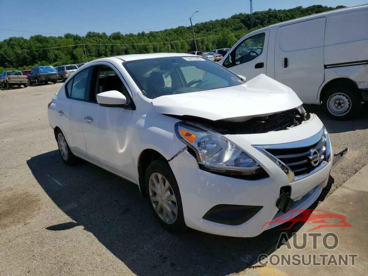 NISSAN VERSA 2018 - 3N1CN7AP4JL884244