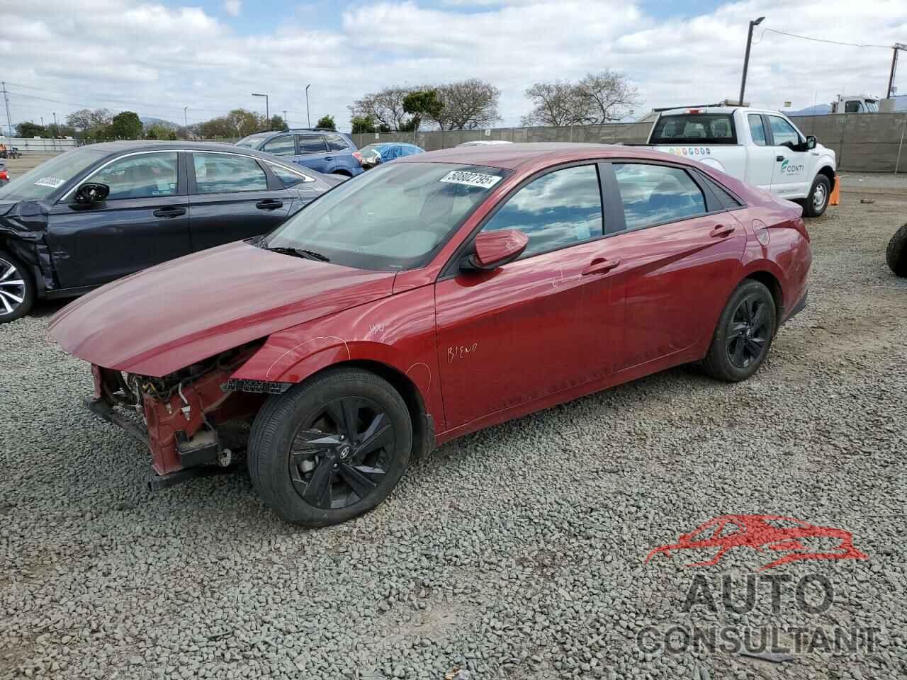 HYUNDAI ELANTRA 2023 - KMHLM4AG2PU562243