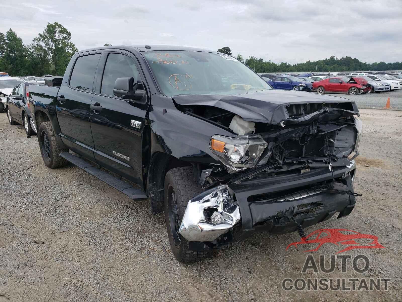 TOYOTA TUNDRA 2018 - 5TFDW5F12JX700611