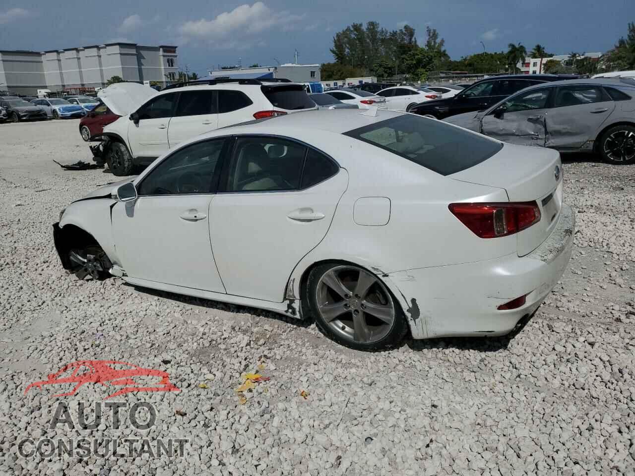 LEXUS IS 2012 - JTHBF5C29C5179713