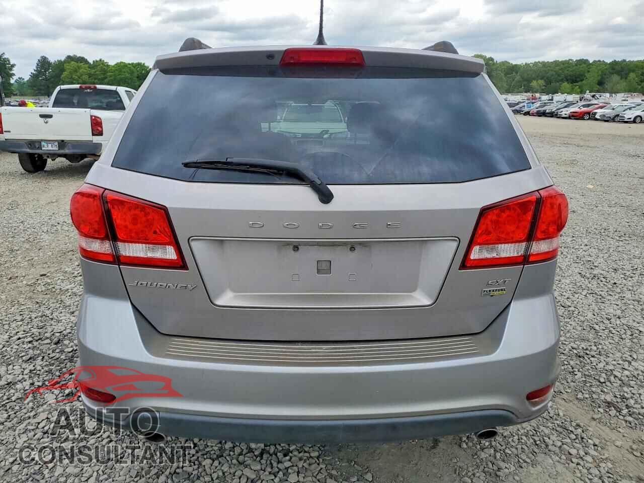 DODGE JOURNEY 2015 - 3C4PDCBG2FT669073