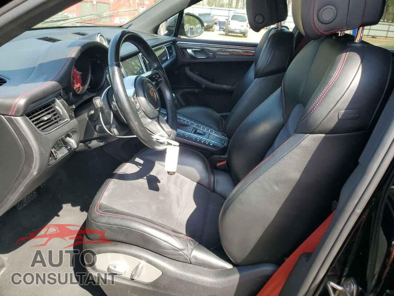 PORSCHE MACAN 2017 - WP1AG2A56HLB52721
