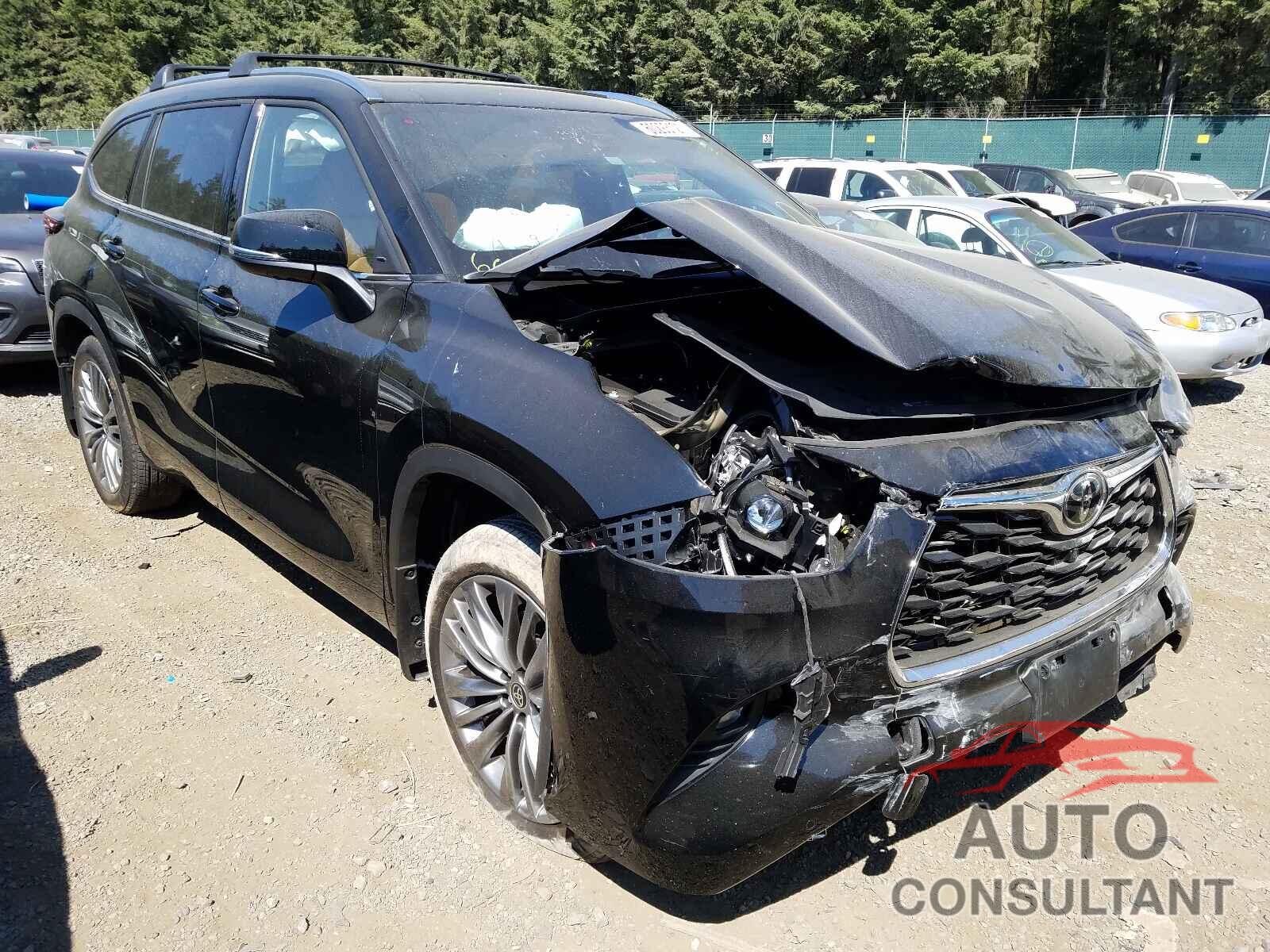 TOYOTA HIGHLANDER 2021 - 5TDFZRBHXMS083981