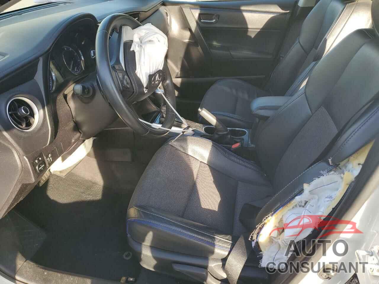 TOYOTA COROLLA 2017 - 5YFBURHE3HP679121