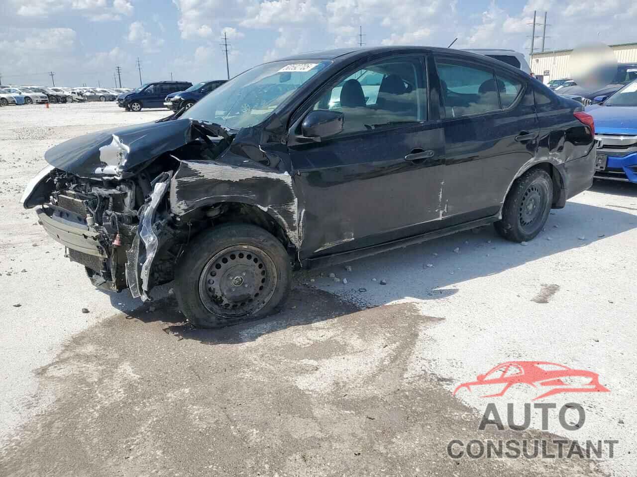 NISSAN VERSA 2018 - 3N1CN7AP4JL843127
