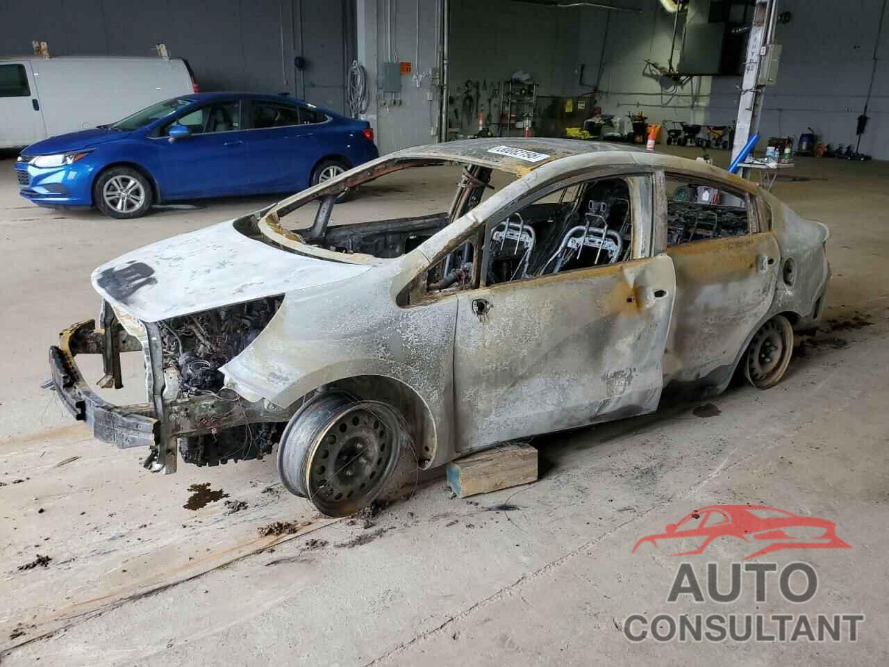 KIA RIO 2017 - KNADM4A3XH6100182