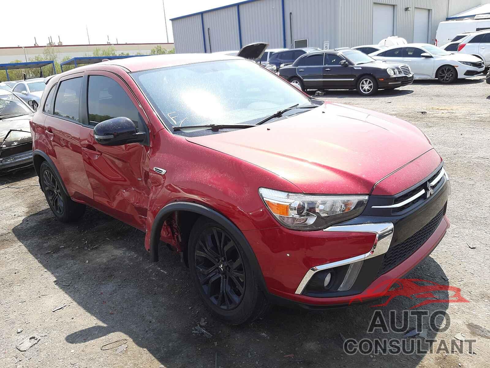 MITSUBISHI OUTLANDER 2018 - JA4AP3AU7JU005140