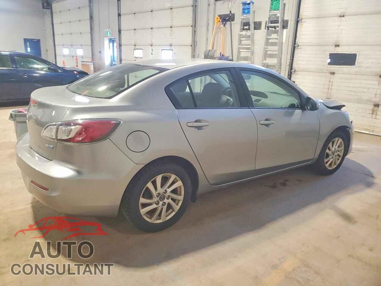 MAZDA 3 2013 - JM1BL1V74D1807455