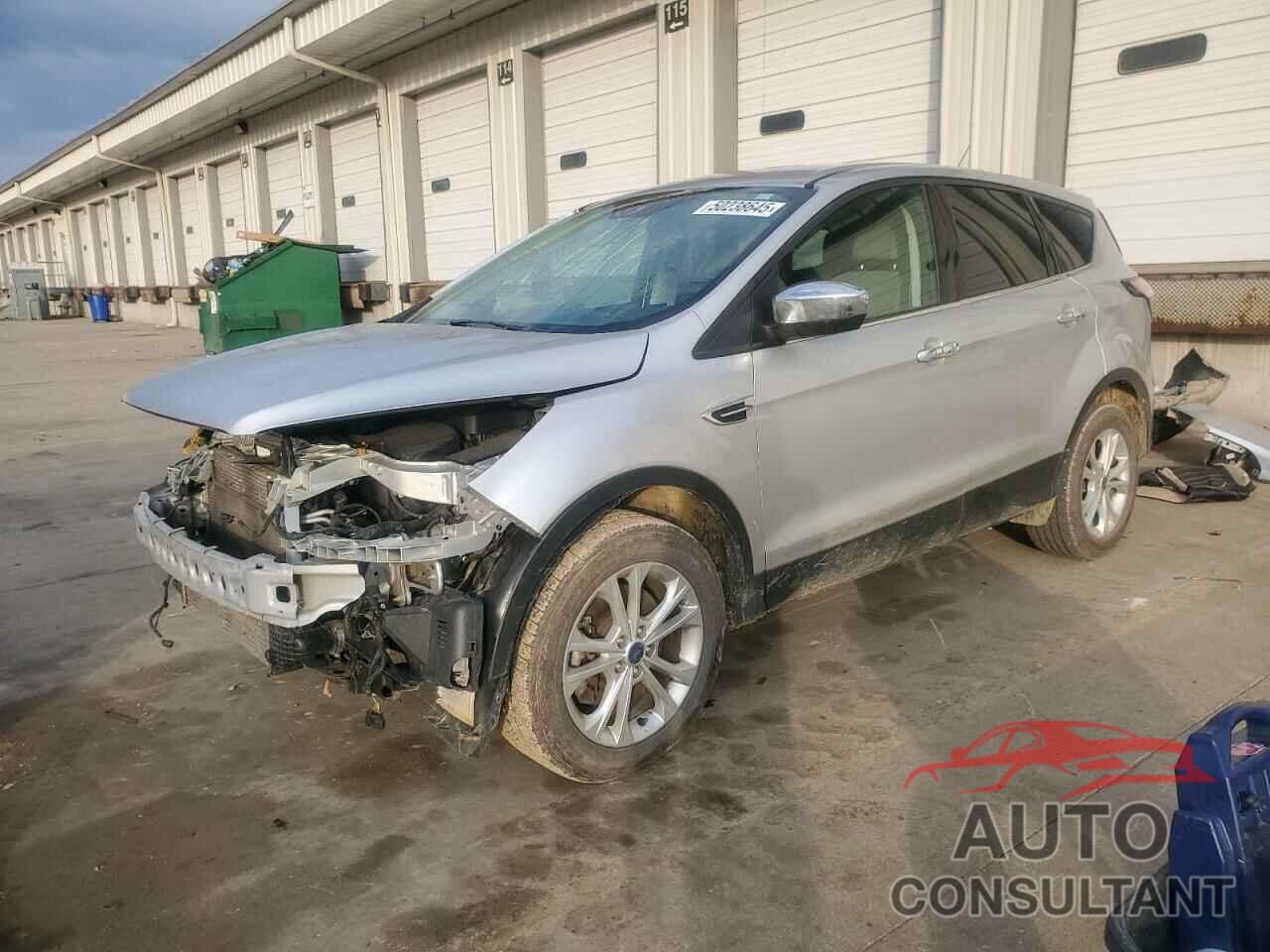 FORD ESCAPE 2017 - 1FMCU9G91HUD45600