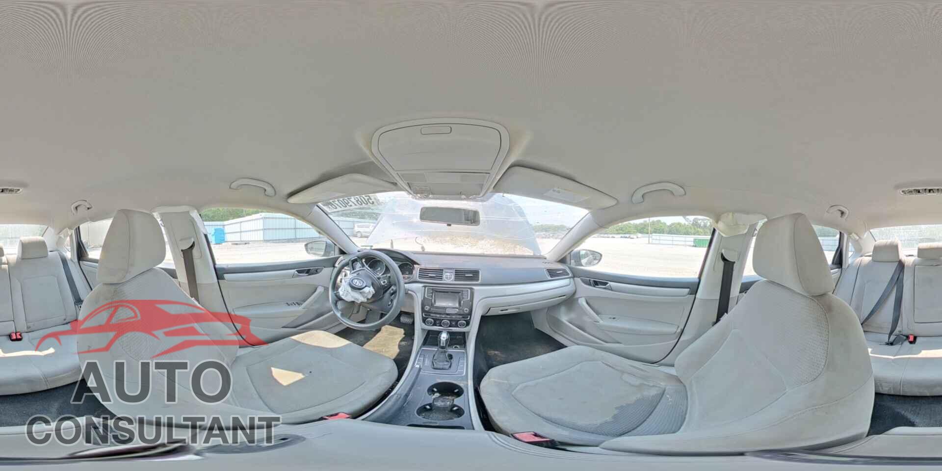 VOLKSWAGEN PASSAT 2017 - 1VWAT7A36HC064757