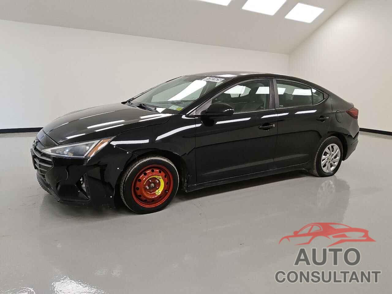 HYUNDAI ELANTRA 2019 - KMHD74LF2KU863300