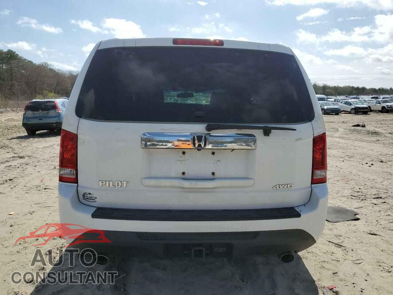 HONDA PILOT 2013 - 5FNYF4H55DB006876