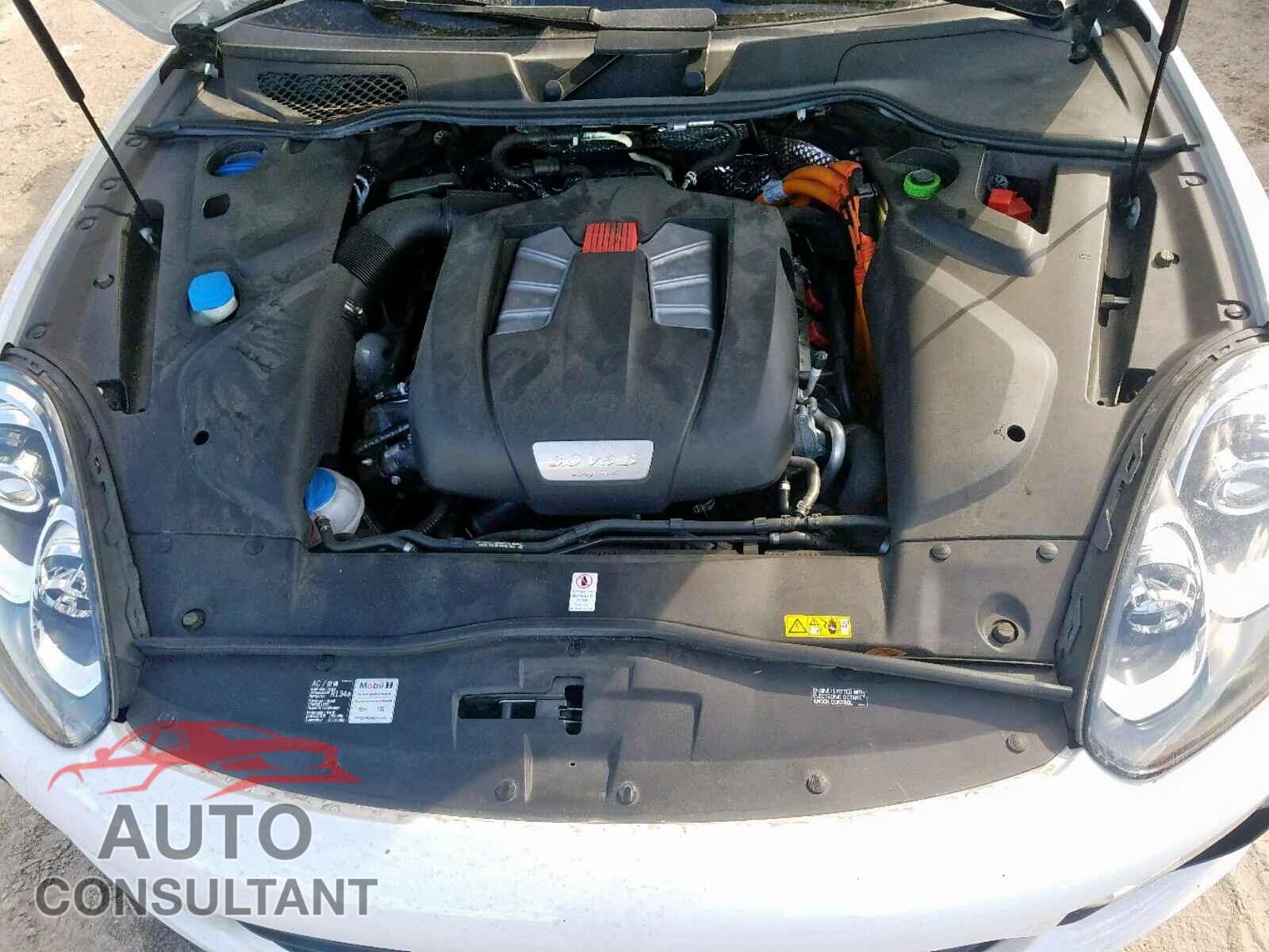 PORSCHE CAYENNE SE 2016 - WP1AE2A2XGLA58495