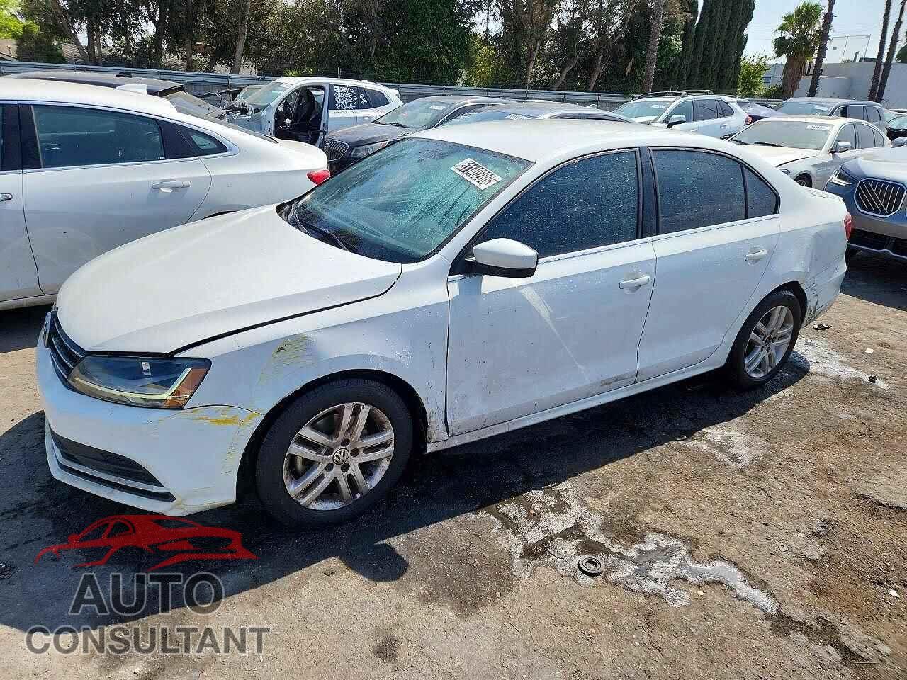 VOLKSWAGEN JETTA 2017 - 3VW2B7AJ9HM262284