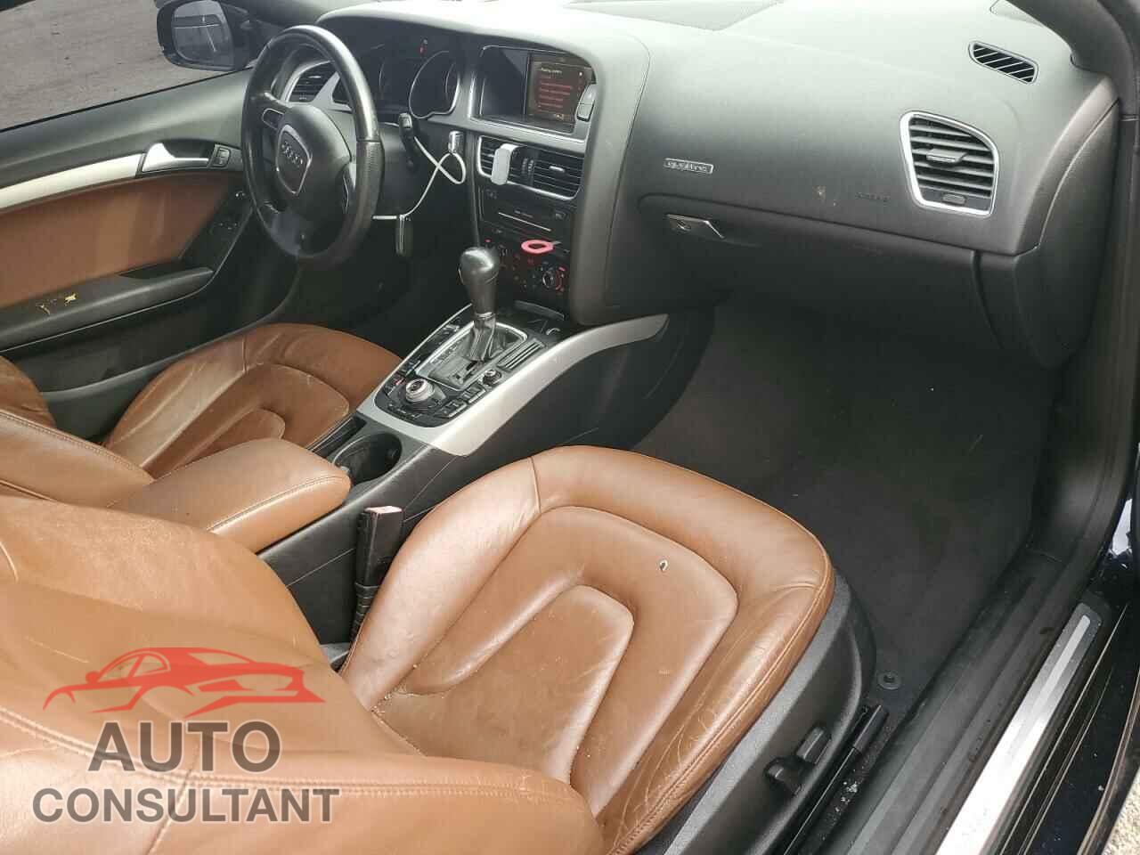 AUDI A5 2011 - WAULFAFR8BA047648