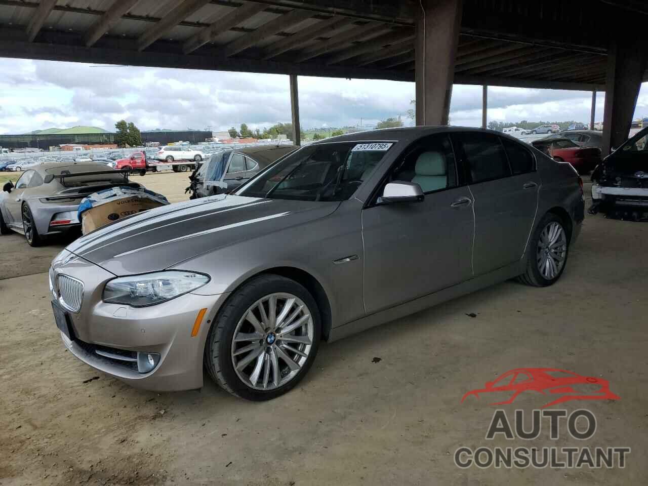 BMW 5 SERIES 2012 - WBAFR9C57CDV59065