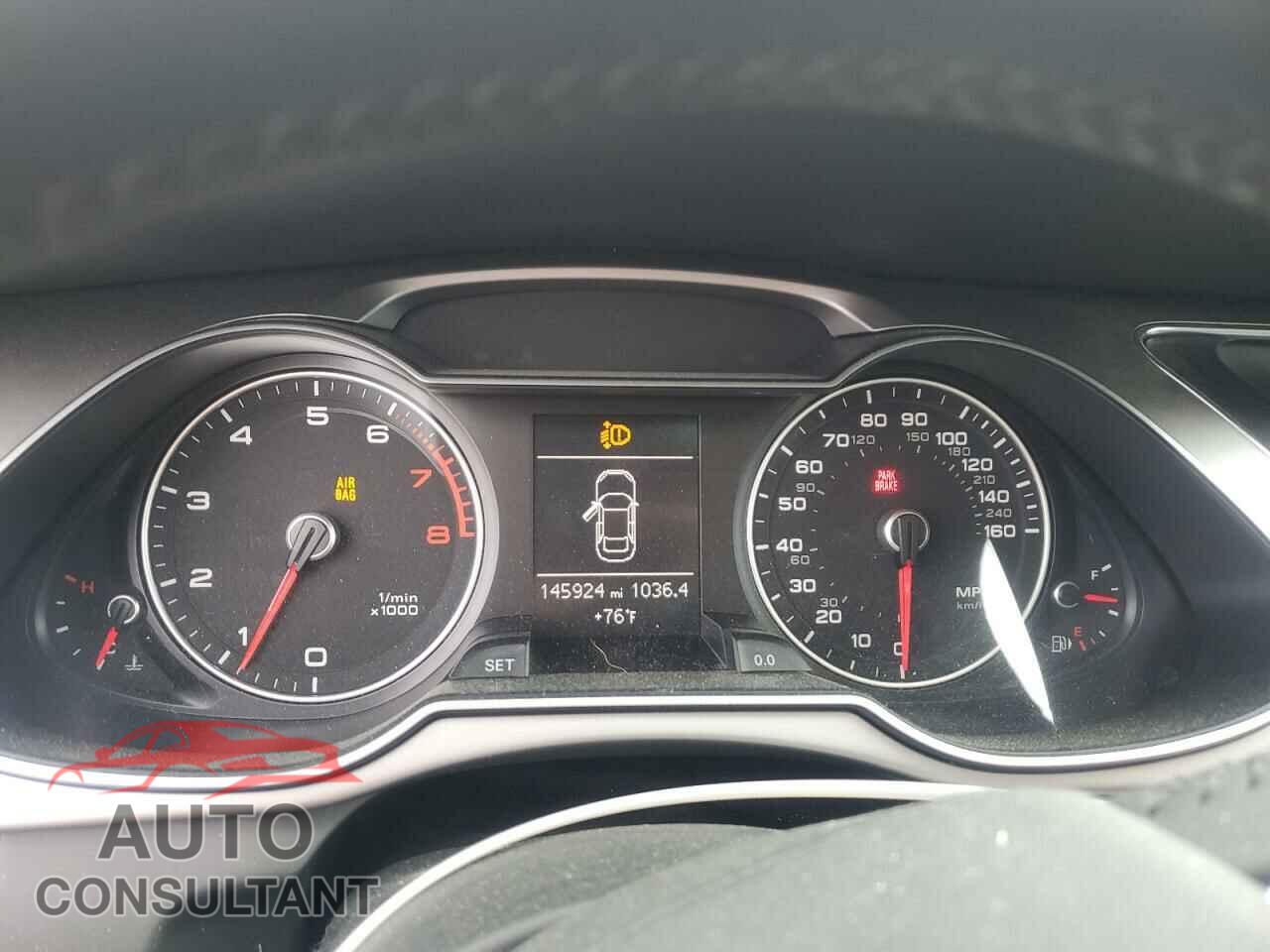 AUDI A4 2014 - WAUDFAFL8EA017456