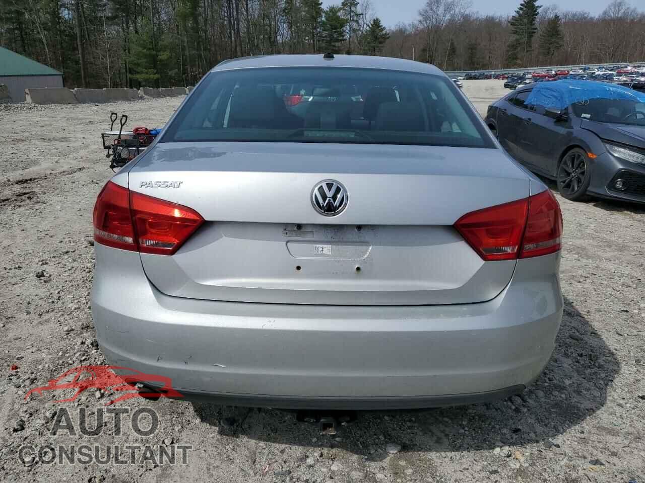 VOLKSWAGEN PASSAT 2013 - 1VWAP7A31DC029316