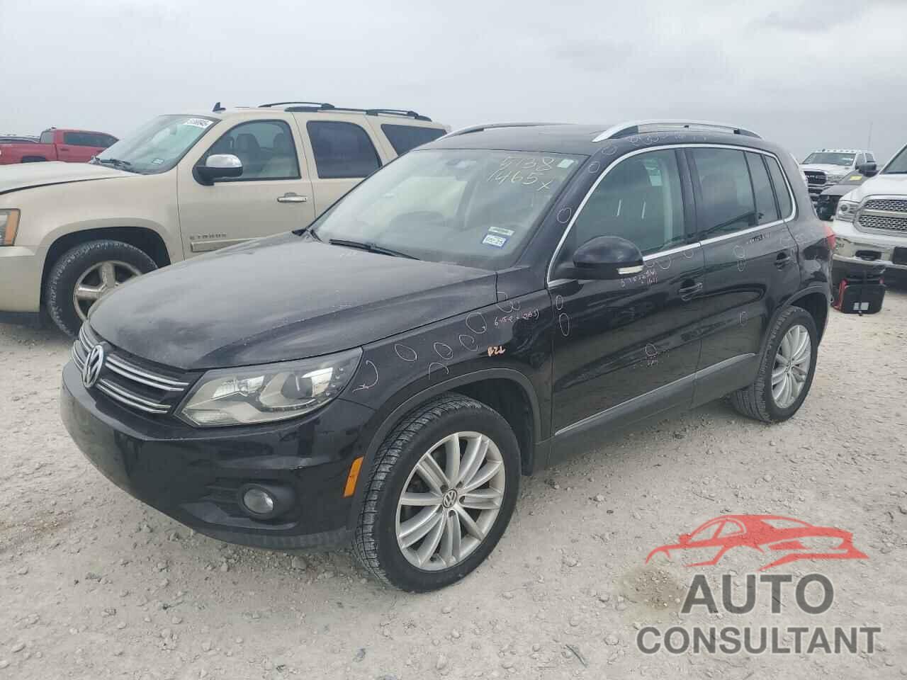 VOLKSWAGEN TIGUAN 2016 - WVGAV7AX2GW595625