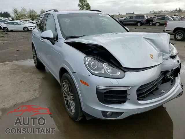 PORSCHE CAYENNE 2017 - WP1AA2A27HKA83499