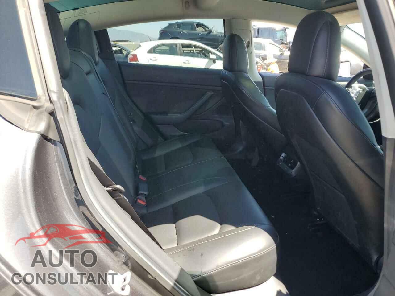 TESLA MODEL 3 2019 - 5YJ3E1EA2KF416304