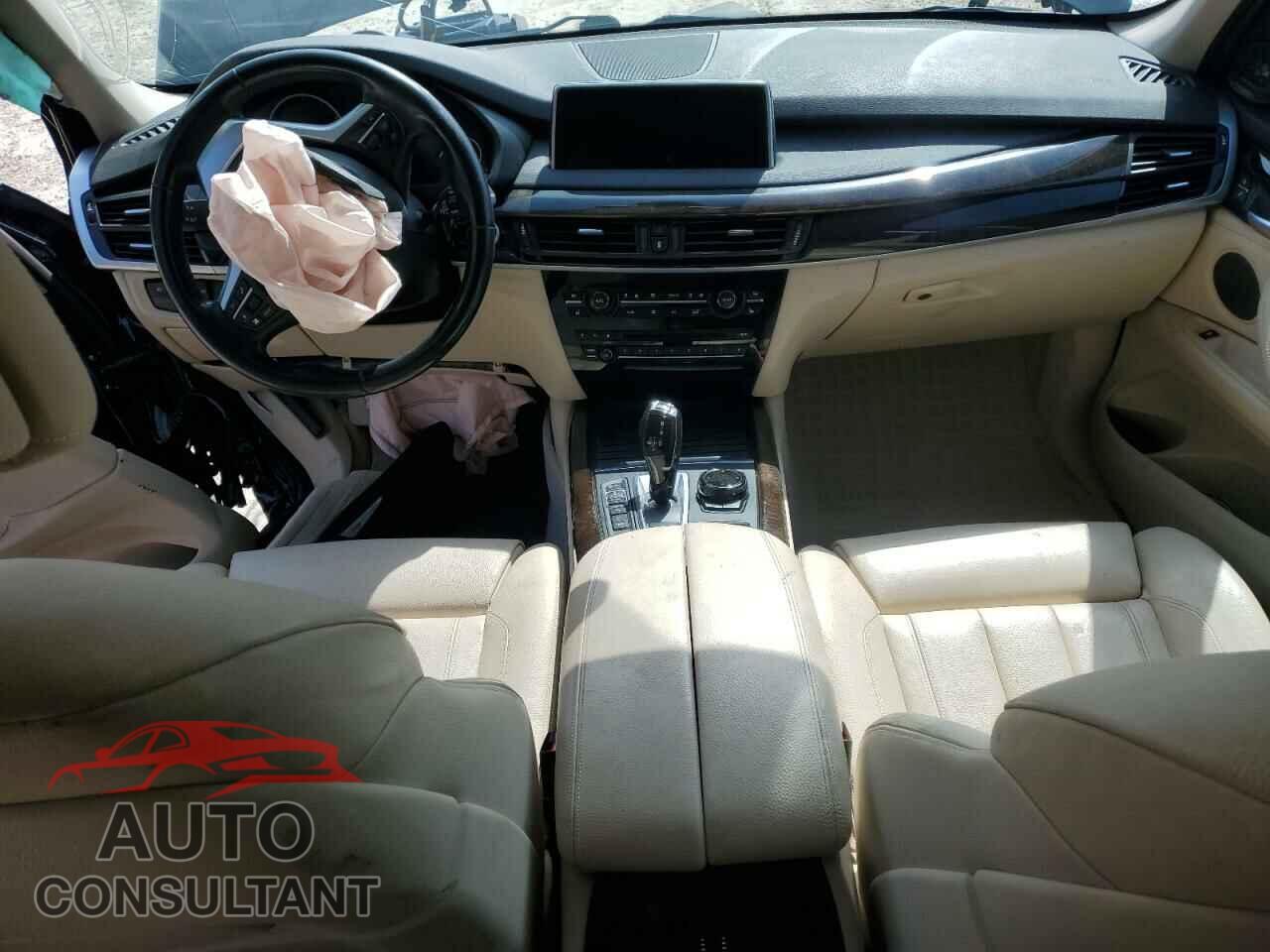 BMW X5 2014 - 5UXKR6C59E0J73255