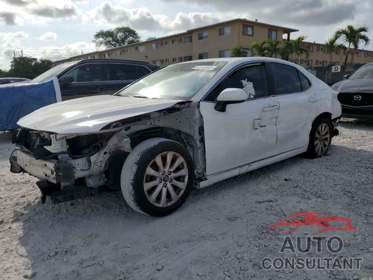 TOYOTA CAMRY 2019 - 4T1B11HK2KU742294