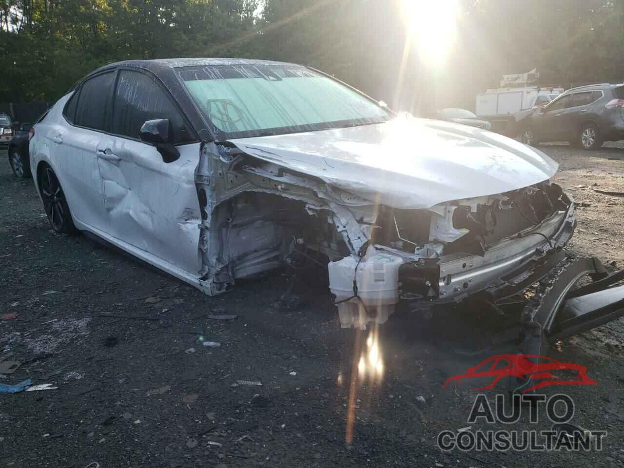 TOYOTA CAMRY 2019 - 4T1B61HK7KU270224