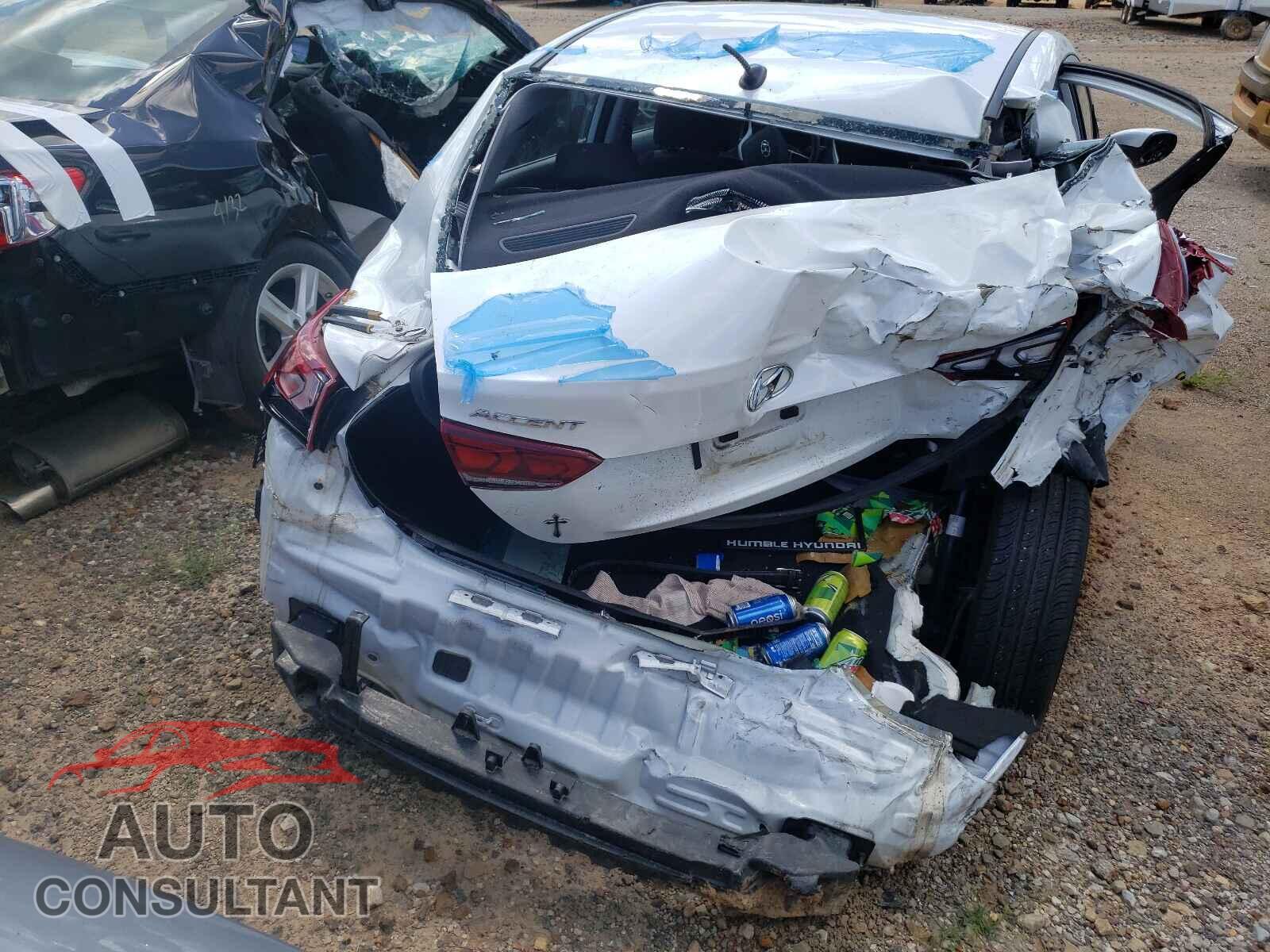 HYUNDAI ACCENT 2020 - 3KPC24A66LE109155