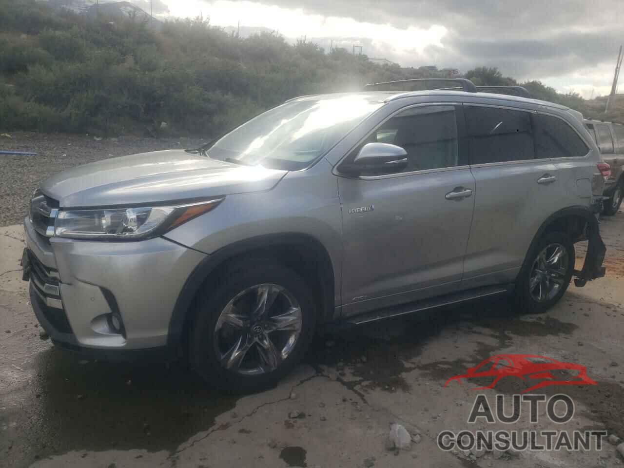 TOYOTA HIGHLANDER 2018 - 5TDDGRFH3JS050470