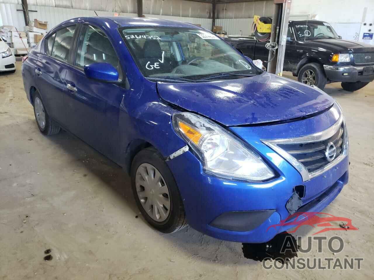 NISSAN VERSA 2017 - 3N1CN7AP0HL844267