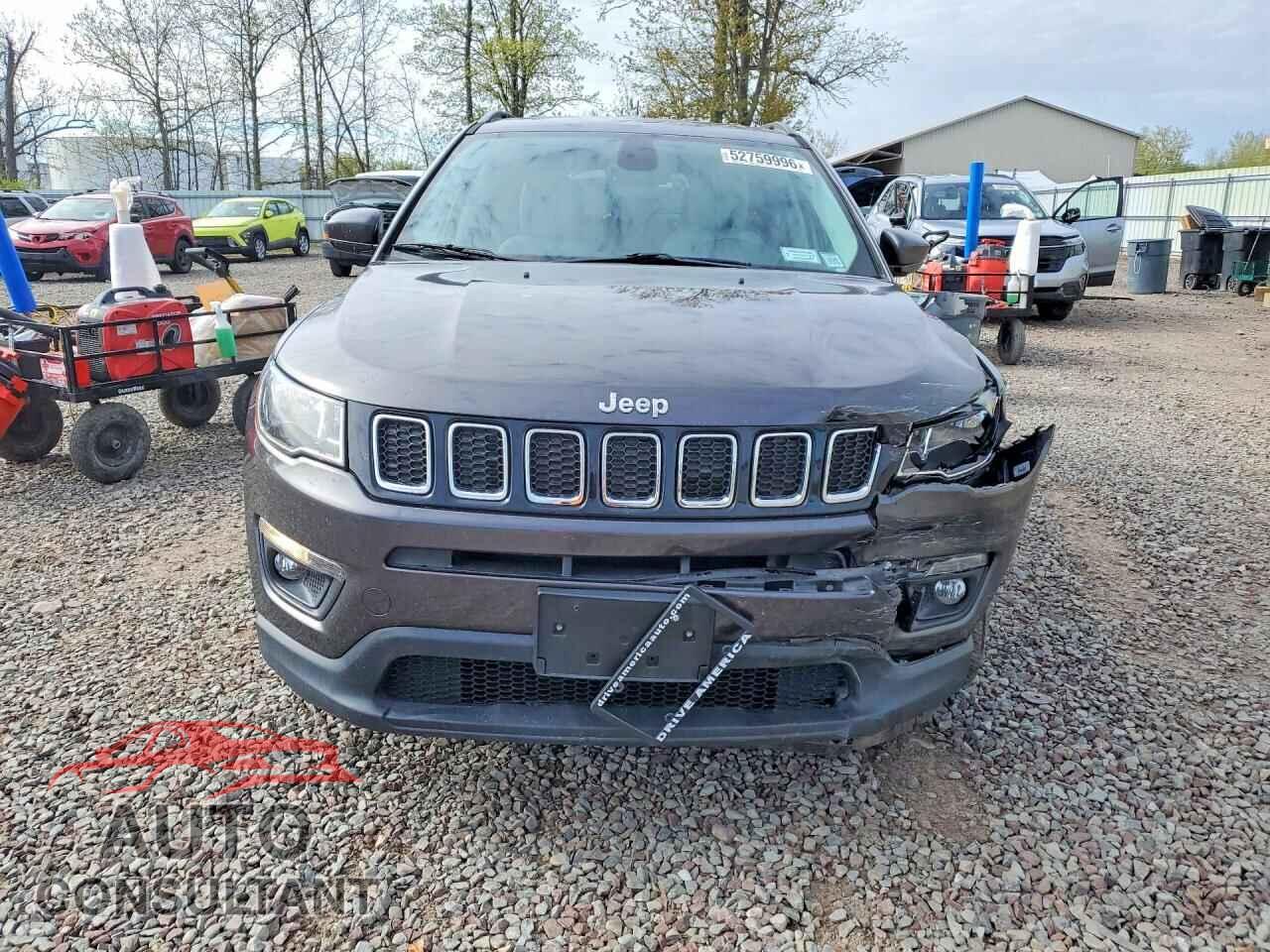 JEEP COMPASS 2018 - 3C4NJDBB4JT307748