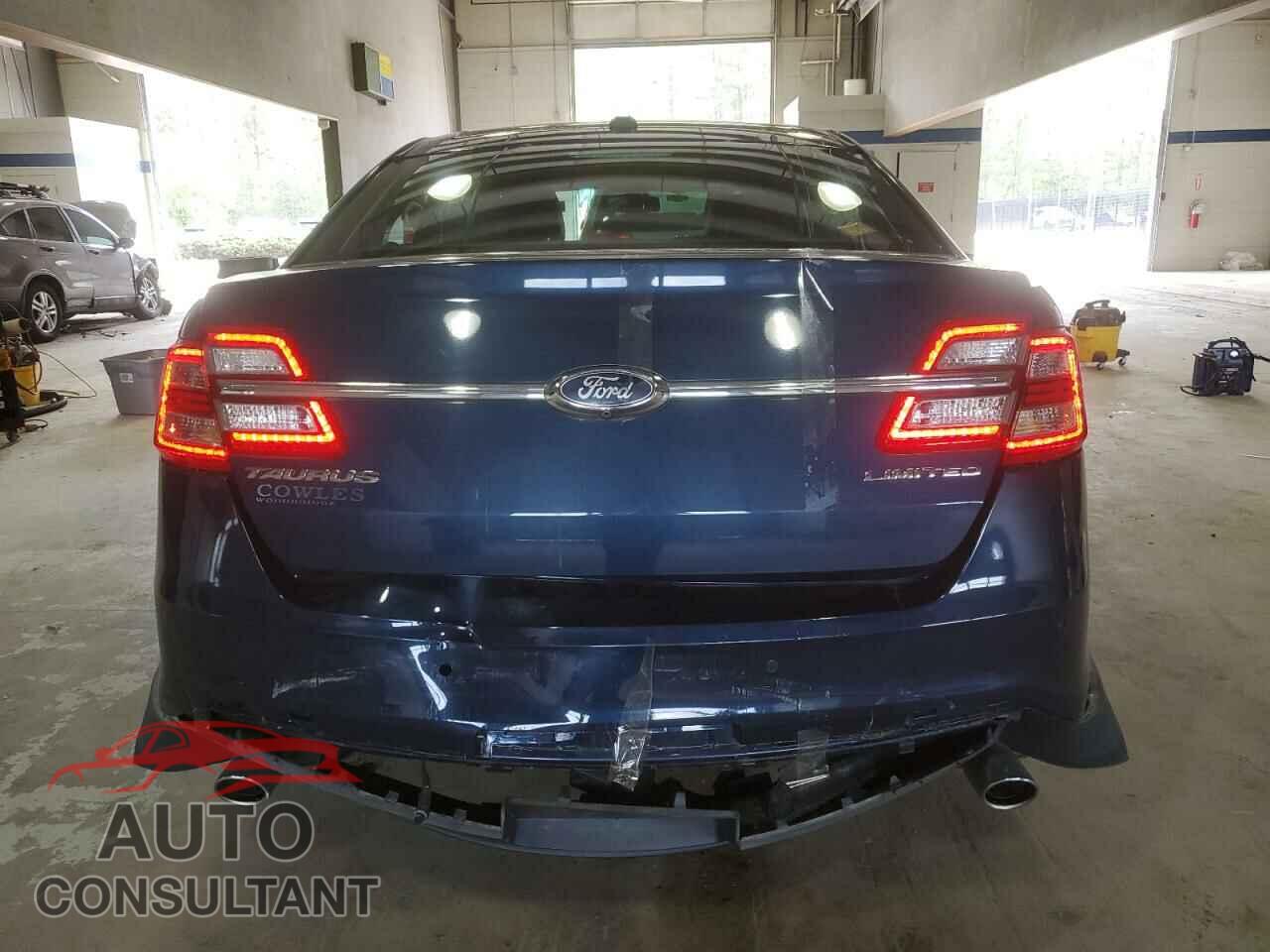 FORD TAURUS 2017 - 1FAHP2F84HG116592