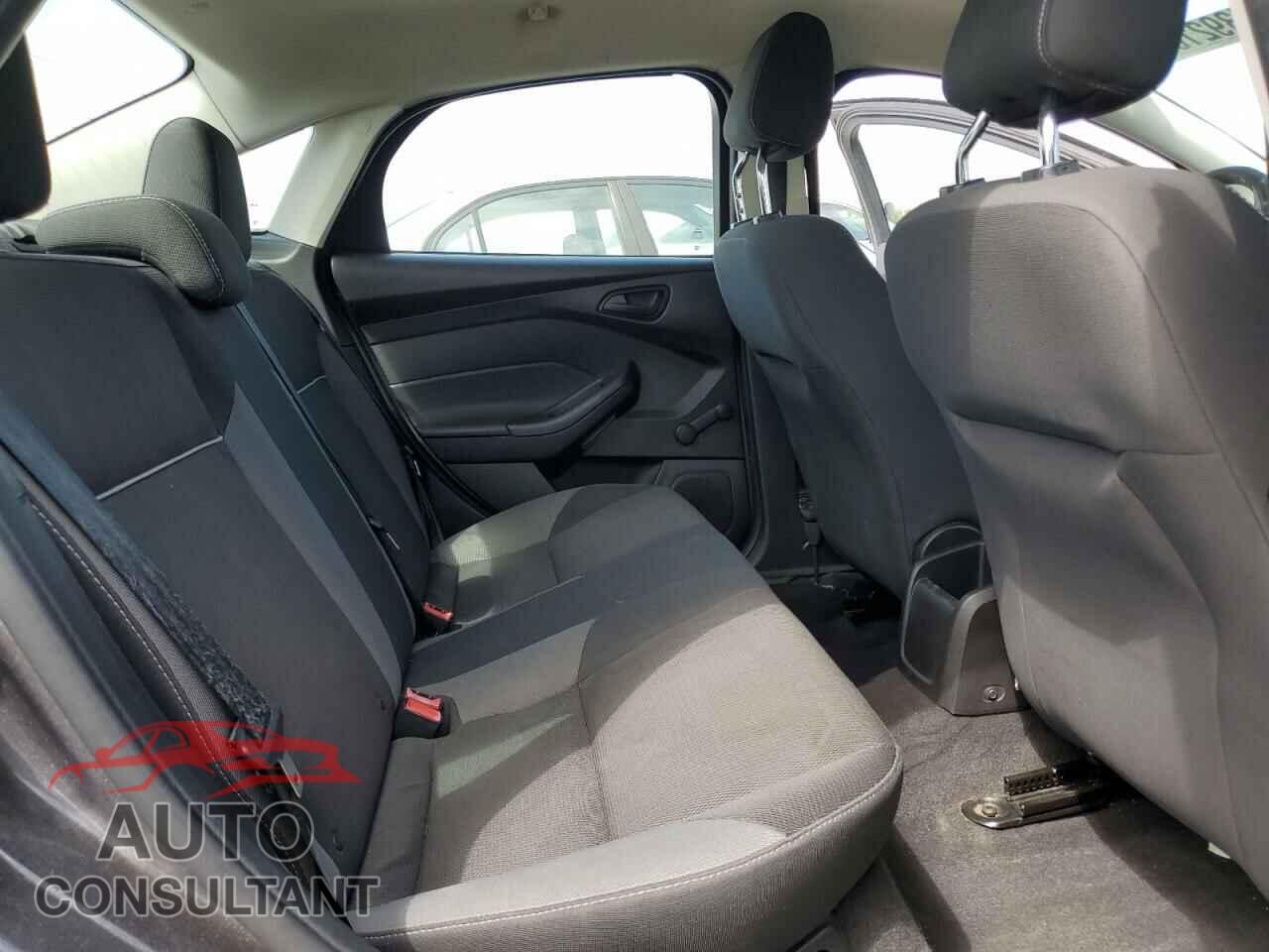 FORD FOCUS 2013 - 1FADP3E29DL145170