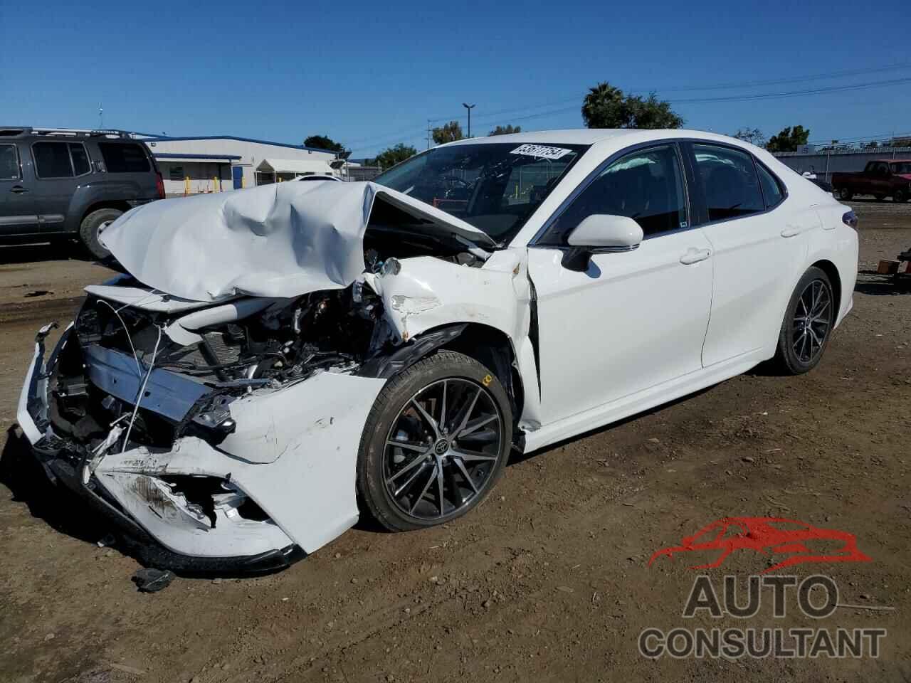 TOYOTA CAMRY 2023 - 4T1G11AK0PU085387