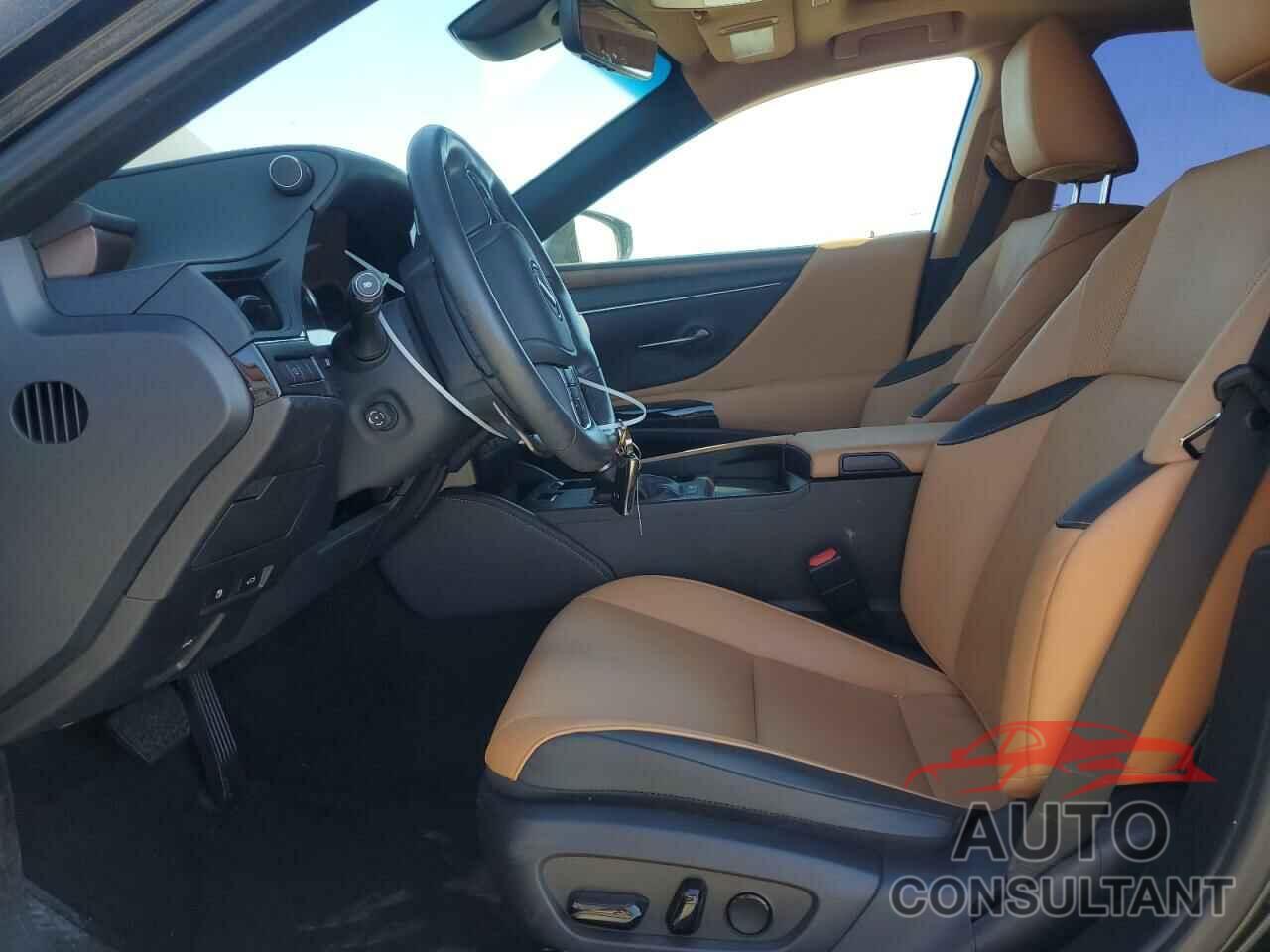 LEXUS ES300 2024 - 58ADA1C14RU037622