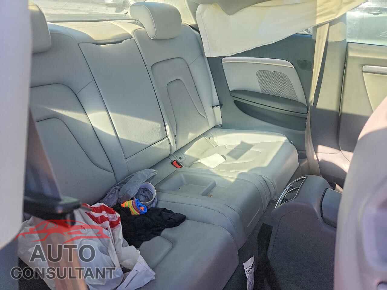 AUDI A5 2013 - WAUCFAFR4DA024791