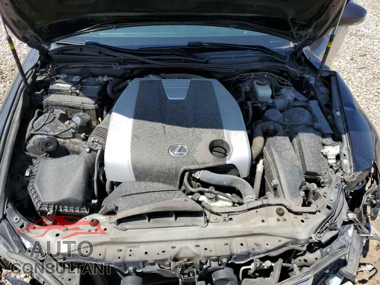LEXUS IS 2014 - JTHCE1D26E5000299