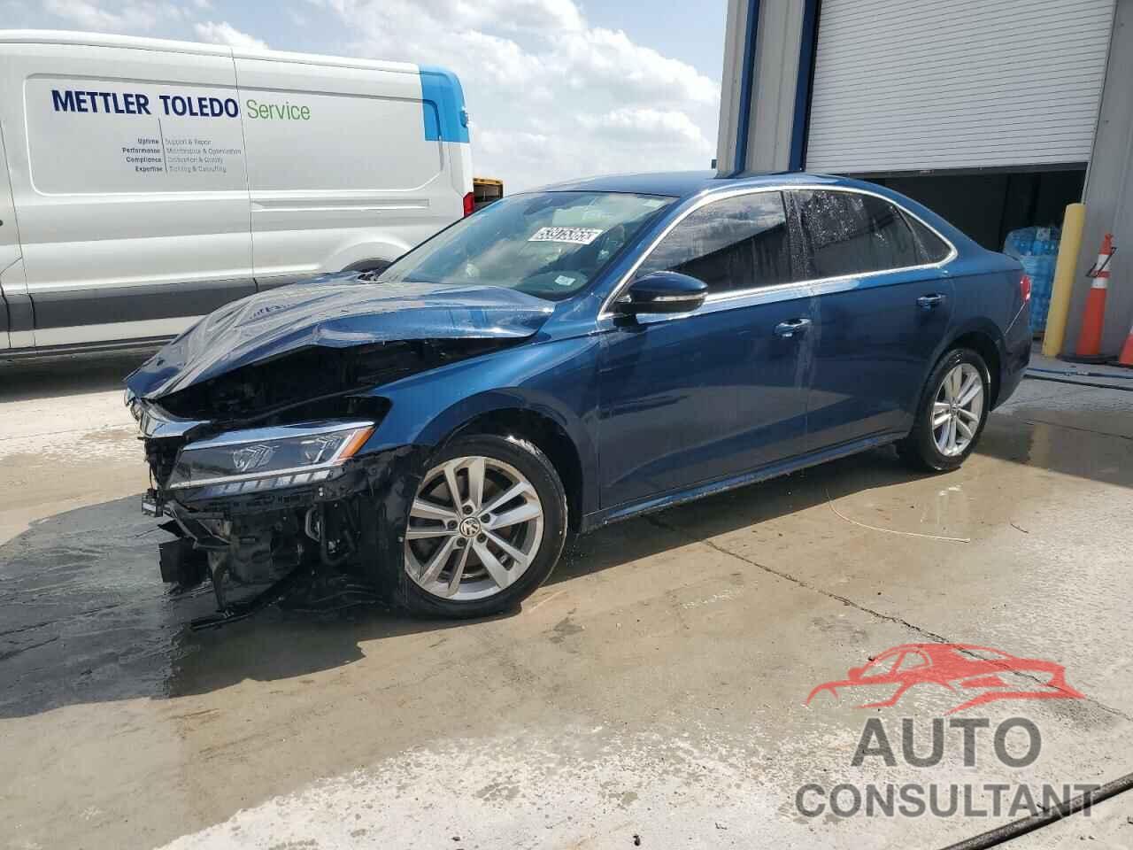 VOLKSWAGEN PASSAT 2020 - 1VWSA7A33LC026826