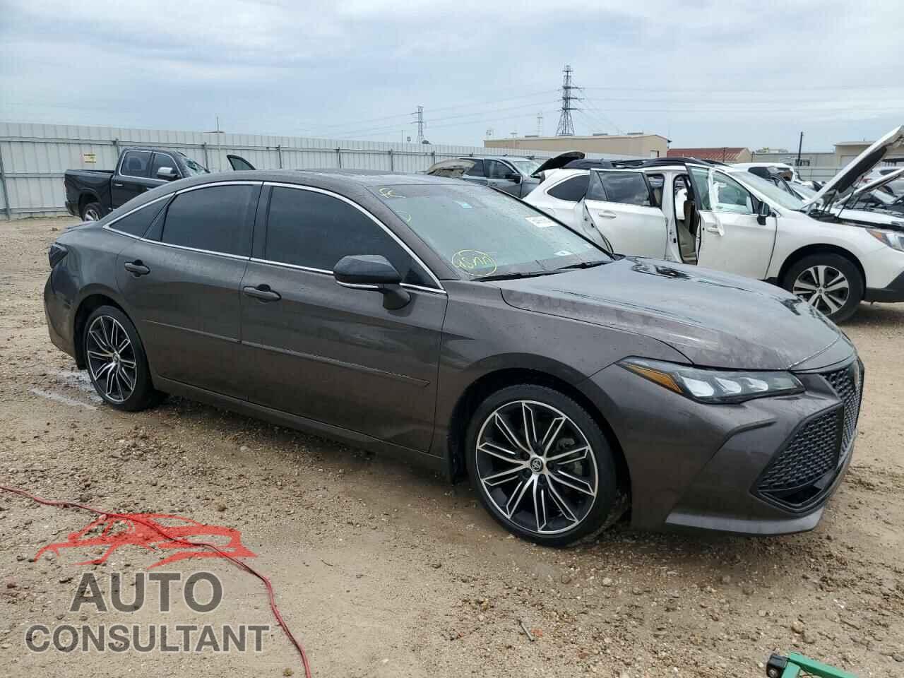 TOYOTA AVALON 2020 - 4T1EZ1FB6LU045110